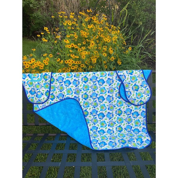 4 Piece Flannel baby Blanket 2 Burp Clothes & Pull Over Bib. Cute Blue Birds